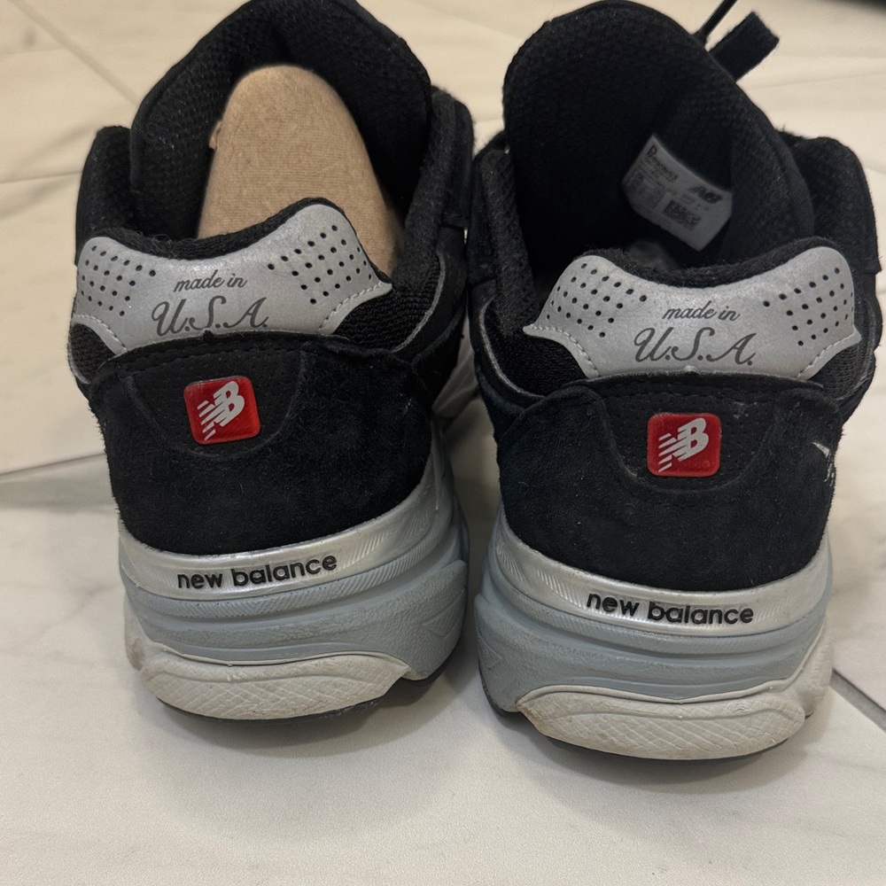 NEW BALANCE Made in USA 990 V4 Sneakers - Picture 4 of 8